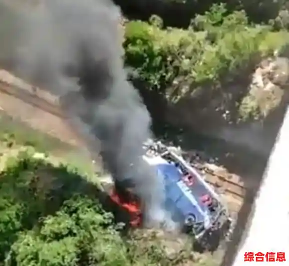 想体验真实的手动巴士驾驶？驾驶手动巴士》让你化身专业司机！