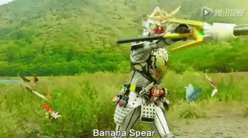 《假面骑士铠武》想要体验最炫酷的变身特效，你还在等什么？