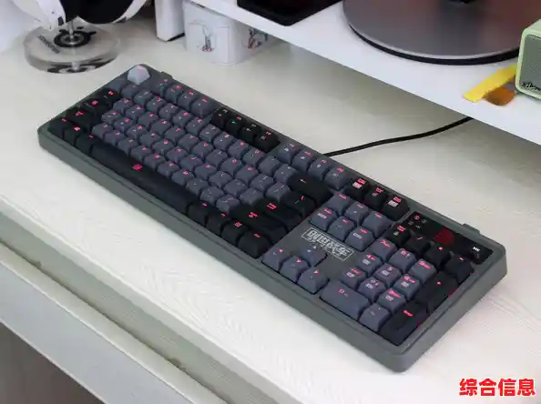 想要体验超棒的末世废土冒险？重装机兵2重制版》还不快来下载！